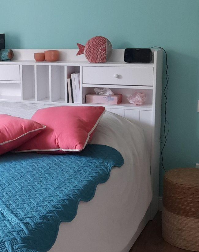 Chambre en bleu-vert pour une atmosphère apaisante et régénérante