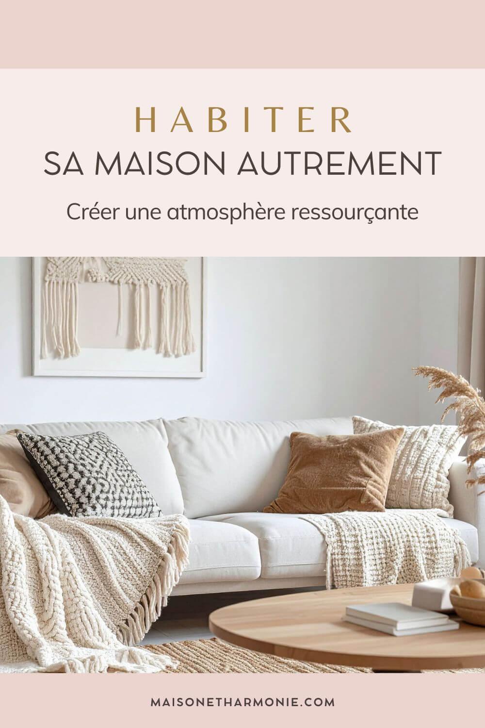 Salon lumineux aux tons naturels créant une atmosphère ressourçante dans la maison